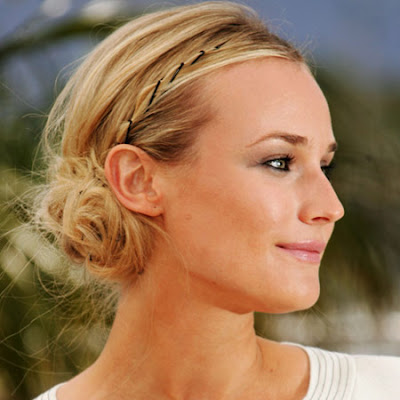 Diane Kruger con pelo recogido en photocall/ Diane Kruger photocall with her ​​hair-up