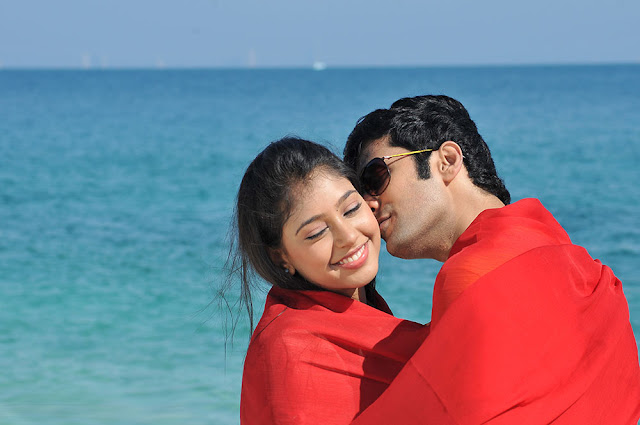 Pelli Pustakam Movie stills