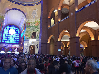 Interior da Basílica de Aparecida do Norte