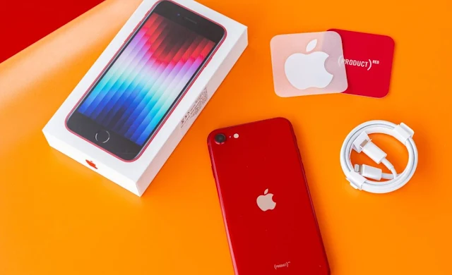 صندوق iPhone SE 2022