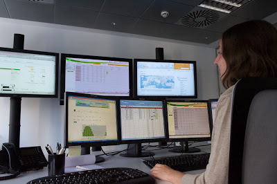 From a single control center, 9REN can effectively monitor the operations at each of the 528 solar plants, ensuring continuous generation of 425 MWh a day.