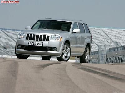 2007 Jeep Grand Cherokee SRT-8 UK Version