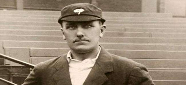 Wilfred Rhodes took wickets in First Class cricket?