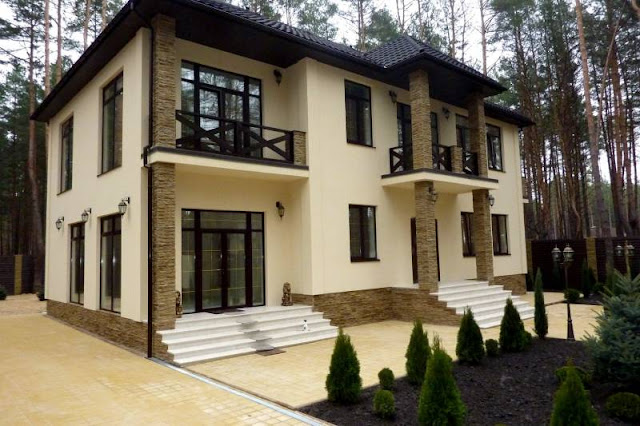 Two storey house in Bucha pine woods