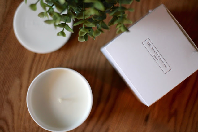 The White Company Wild Mint, Peppermint and White Tea Candle Review