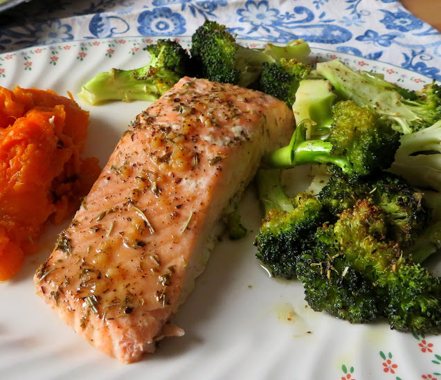 Garlic Butter Salmon & Broccoli for two