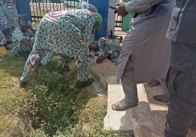 A Retiree protesting for non-payment of benefits in Kano collapses 