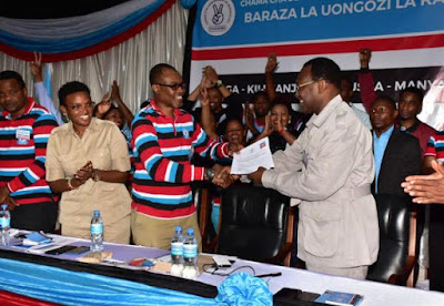 Mbowe Arejesha Fomu yake ya Kugombea Uenyekiti CHADEMA, Tundu Lissu Kuwa Makamu Mwenyekiti