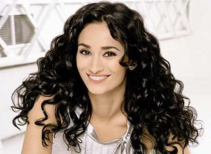 como recuperar el cabello rizado2