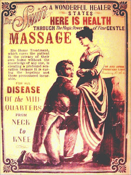 médico massageando mulher para conseguir paroxismo