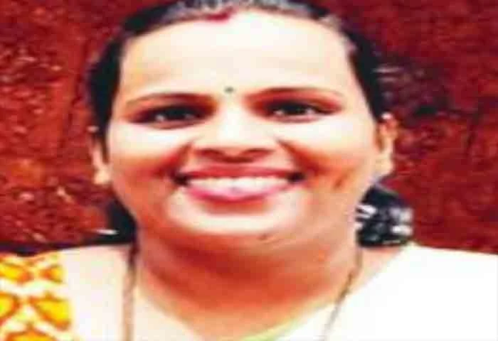 Kannur Jewellery employee's death; Police investigation revealed that online scam, Kannur, News, Online Scam, Kannur Jewellery Employee's Death, Press Meet, Cyber Police, Roshitha, Kerala