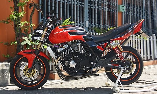 Big motorycycle: HONDA CB400 Extreme