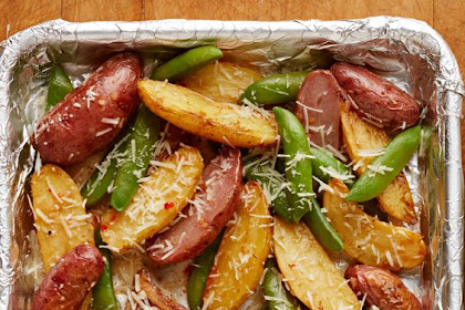 One-Pan Chicken and Potatoes with Snap Peas #chicken #chickenrecipes #recipes #eating 