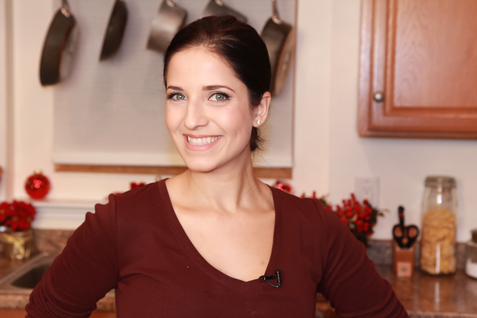 Laura Vitales Blog My Most Worn Makeup For Laura In The Kitchen