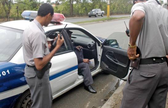 Cinco agentes de la Policía involucrados en asaltos en menos de un mes