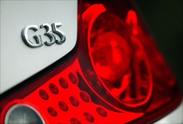 infiniti-g35-taillight