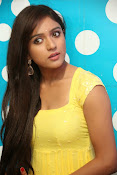 Vithika sheru dazzling photos-thumbnail-9