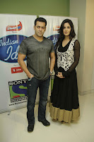 Salman, Khan, and, Katrina, Kaif, Promoting, Ek, Tha, Tiger, on, India, Idol