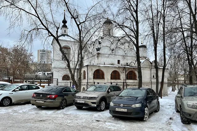 Бакунинская улица, храм Покрова Божией Матери в Рубцове