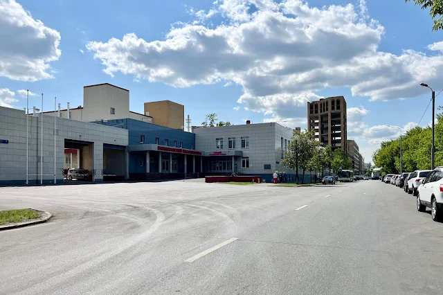 Пермская улица, Микояновский мясокомбинат – бывший Черкизовский молочный завод