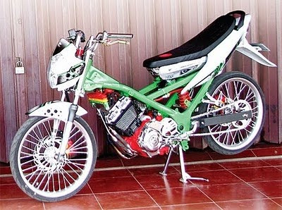 Modifikasi Motor Satria F