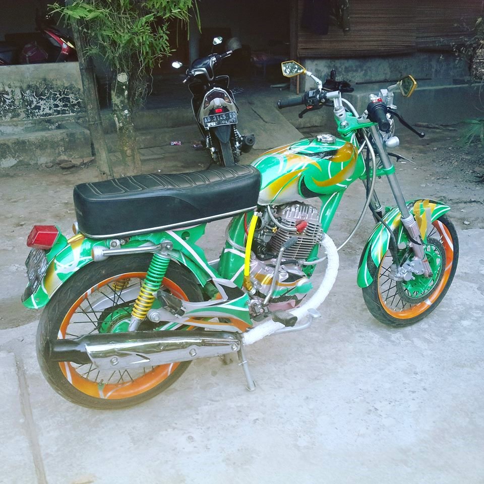 Foto Modifikasi Honda CB Ijo Orang Klaten