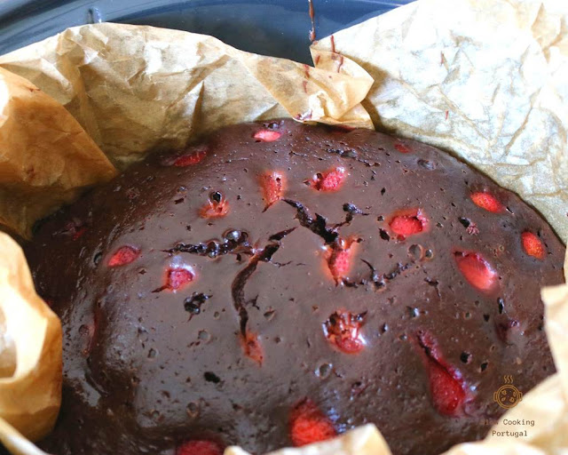 Brownie  de chocolate e frutos vermelhos