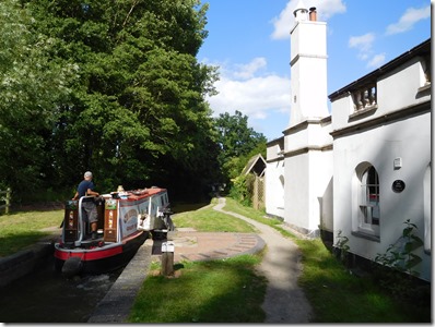 5 leaving preston bagot lock