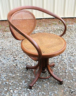 Victorian Antique Chair, Other European ''Style''