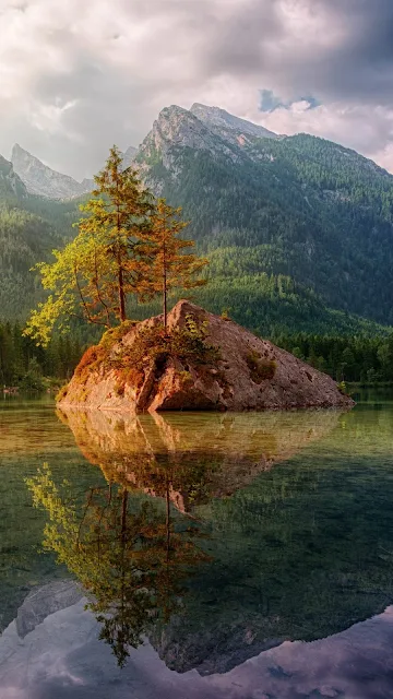 Lindo Lago Água Cristalina