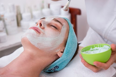 woman getting a facial