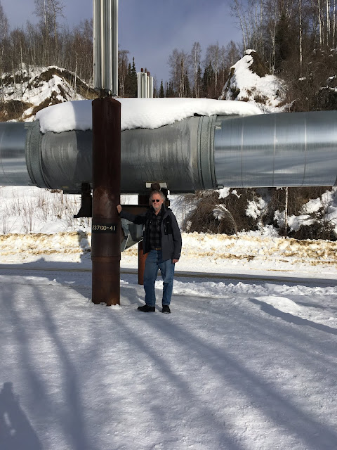 Resident Astronomer at TransAlaska Pipeline (Source: Palmia Observatory)