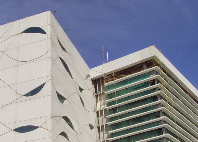 Edificio Cemex. Augusto Quijano