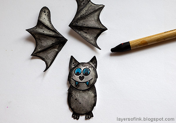 Layers of ink - Bat Magnet and Moon Gift Box Tutorial by Anna-Karin Evaldsson