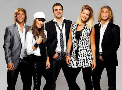 Foto del grupo Teen Angels en sesión fotográfica