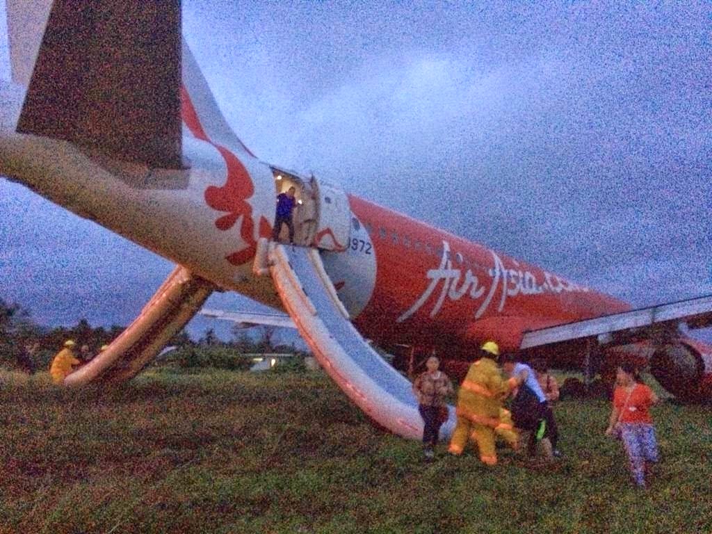 Pesawat Air Asia Zest Tergelincir di Kalibo,Filipina,