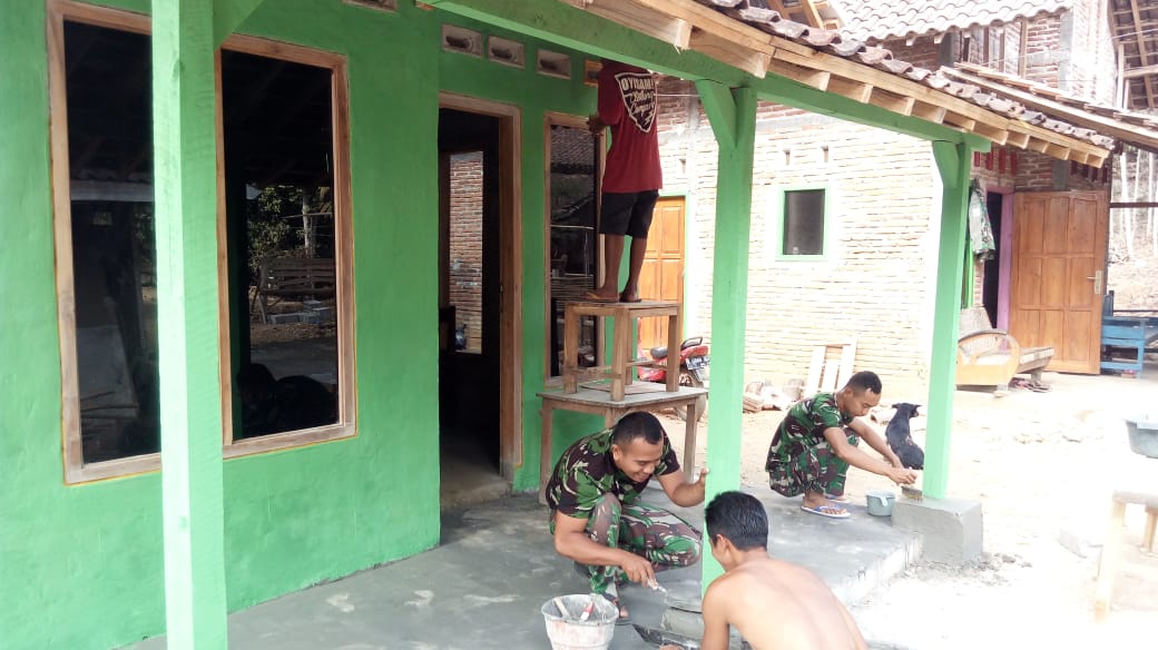 Keseragaman Warna Cat Rumah Bapak Boyani Diganti Catnya Pada Tmmd 106