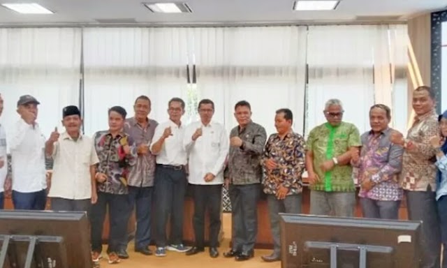 Sekretaris DPRD Sumbar Raflis Terima Kunjungan Pansus II DPRD Pessel