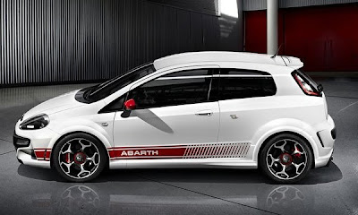 2011 Fiat Punto Evo Abarth Pictures