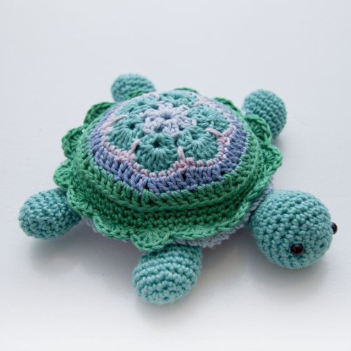  Atuin the African Flower Turtle - Free Pattern 