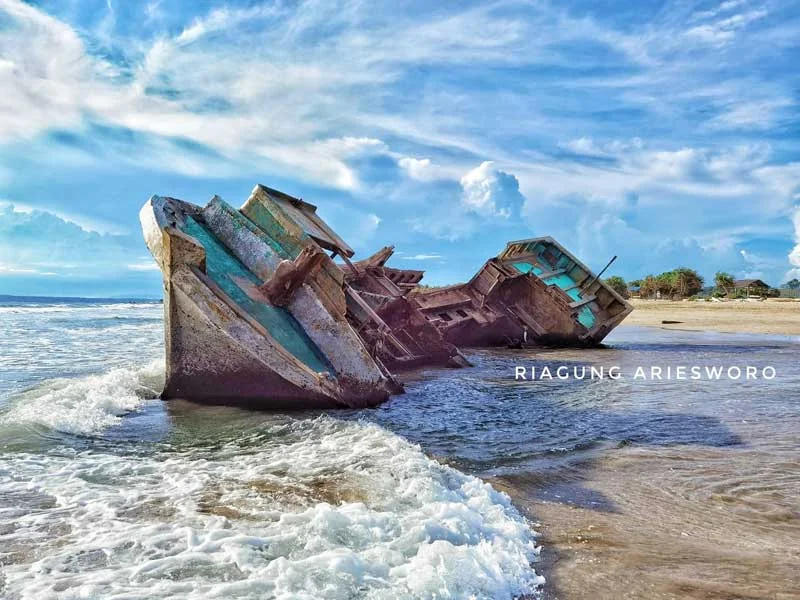 Daya Tarik Pantai di Kalianda Lampung Selatan