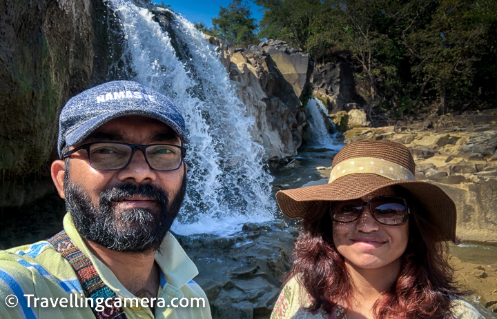 Located in the Adilabad district of Telangana, the Pochera Waterfalls is a breathtaking natural wonder that is an ideal destination for nature lovers and adventure enthusiasts. The waterfall is a hidden gem tucked away in the midst of lush green forests and is a decent place for anyone looking for a peaceful and scenic getaway.
