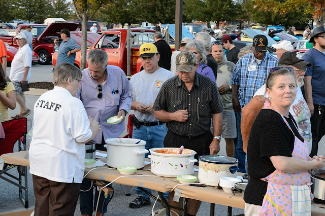 Country Roads Car Club collects donations