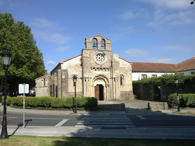 Iglesia de Santa María en Cambre