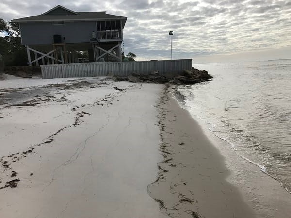 The sea wall around this Florida Panhandle beach house blocks public movement along the shore. Thomas Ankersen, CC BY-ND