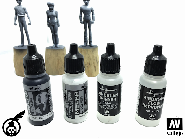 Zenithal Priming Gundam Pilots with Vallejo Mecha Color Primers Photo