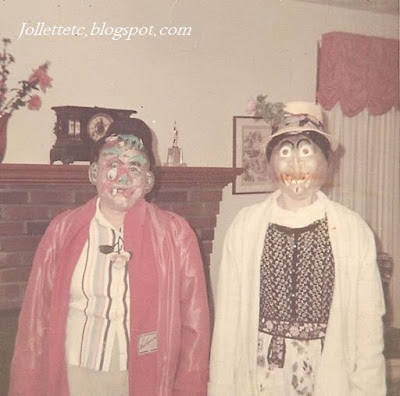 Halloween about 1966 Lucille Rucker Davis and Barbara Davis Shifflett https://jollettetc.blogspot.com