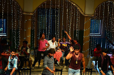 MATTER chi DHAMAAL marathi movie photos