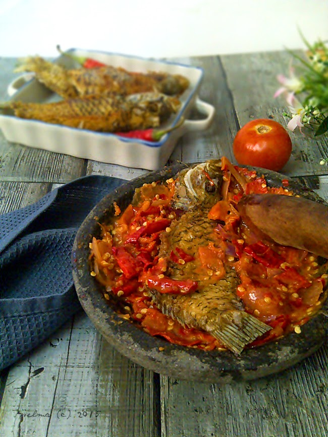 Ikan Goreng Penyet Sambal Terasi  Dapur Comel Selma