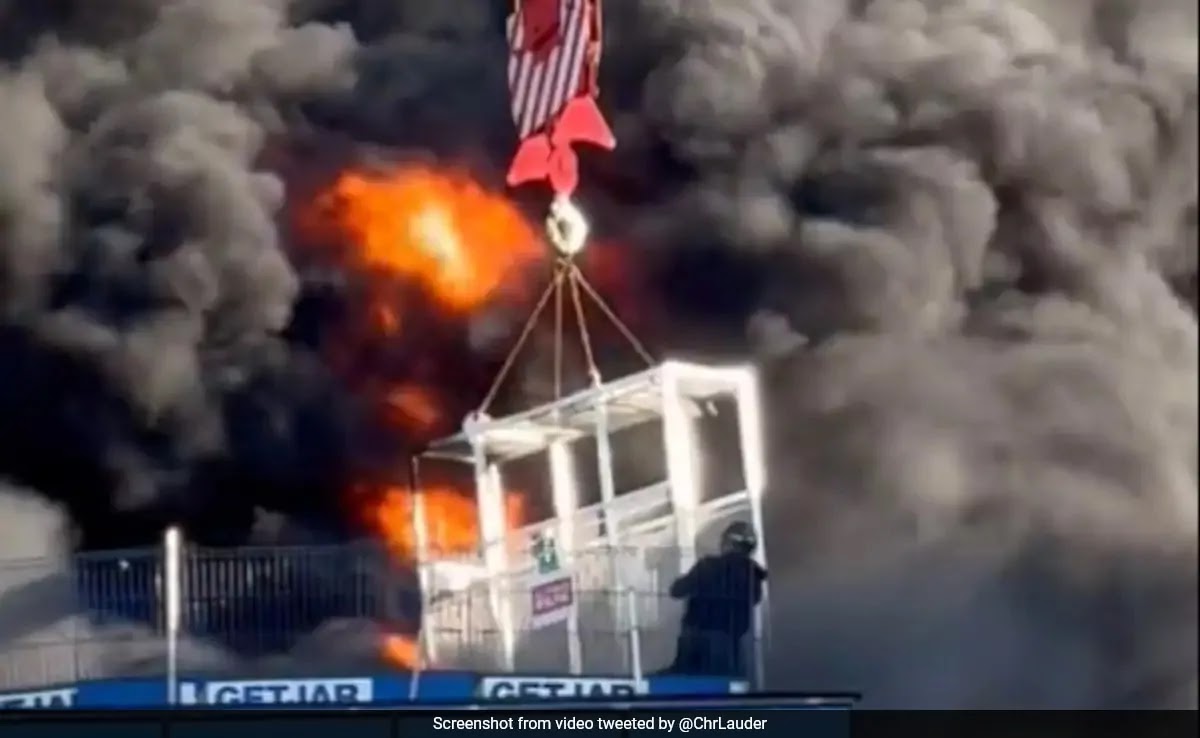 Dramatic Rescue UK Man Trapped on Top of Burning Skyscraper